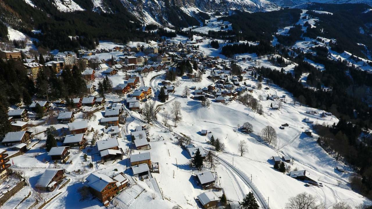 Holiday Flat #1, Chalet Aberot, Wengen, Switzerland エクステリア 写真